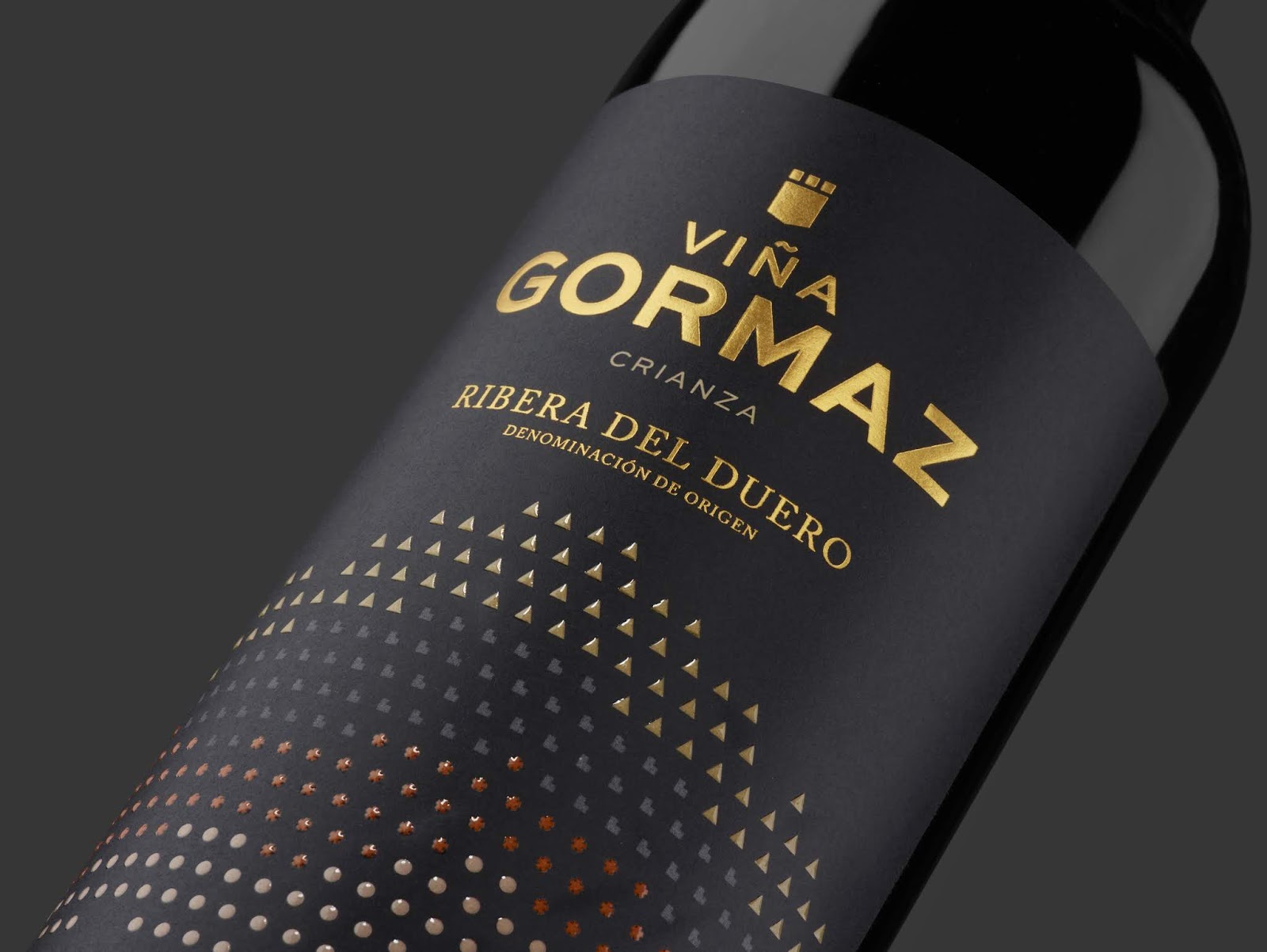 福州紅酒包裝設(shè)計(圖4) 福州紅酒包裝設(shè)計(圖4)