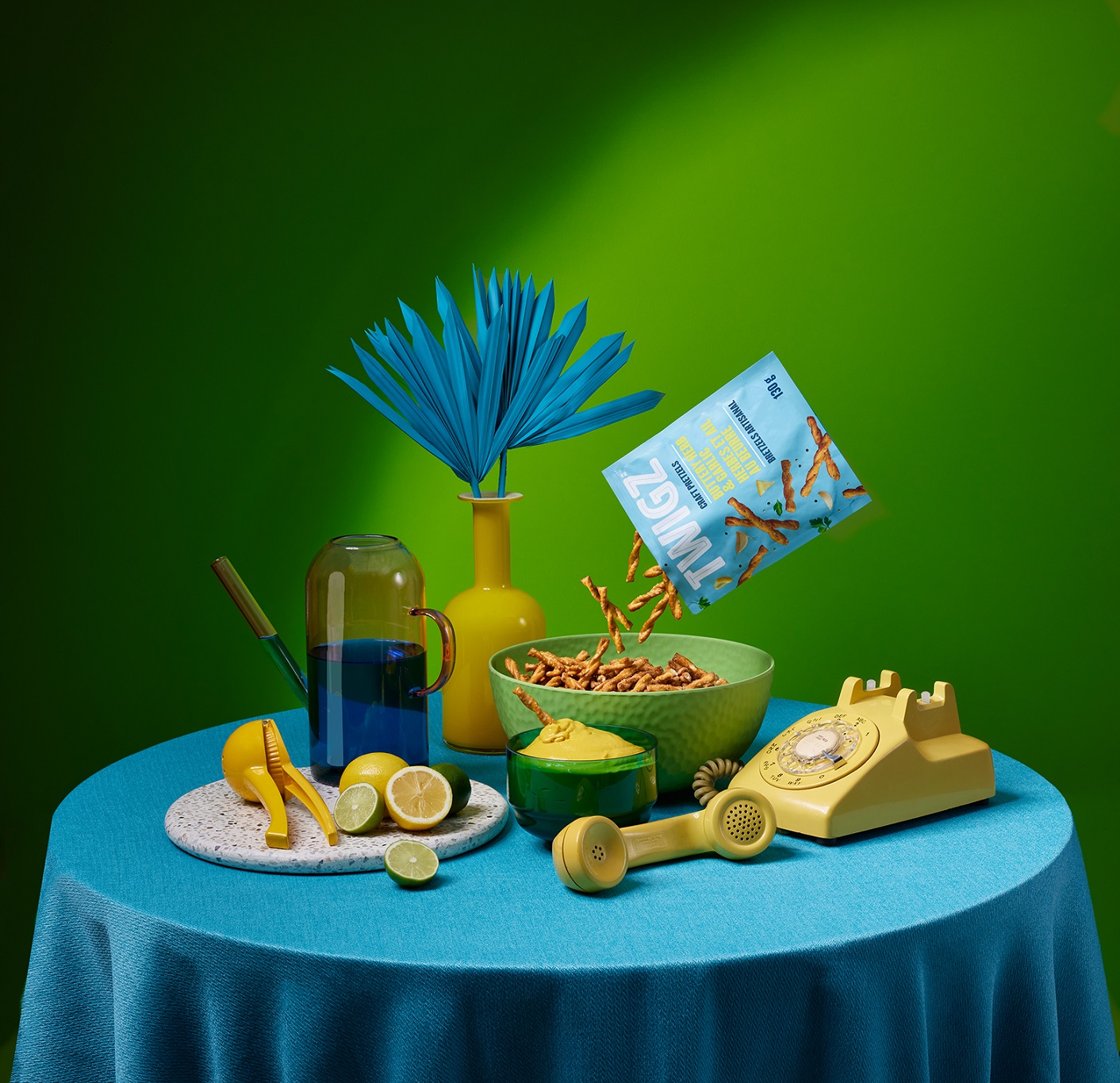 充滿風(fēng)味和活力的椒鹽脆餅零食包裝這樣設(shè)計(jì)(圖2) 充滿風(fēng)味和活力的椒鹽脆餅零食包裝這樣設(shè)計(jì)(圖2)