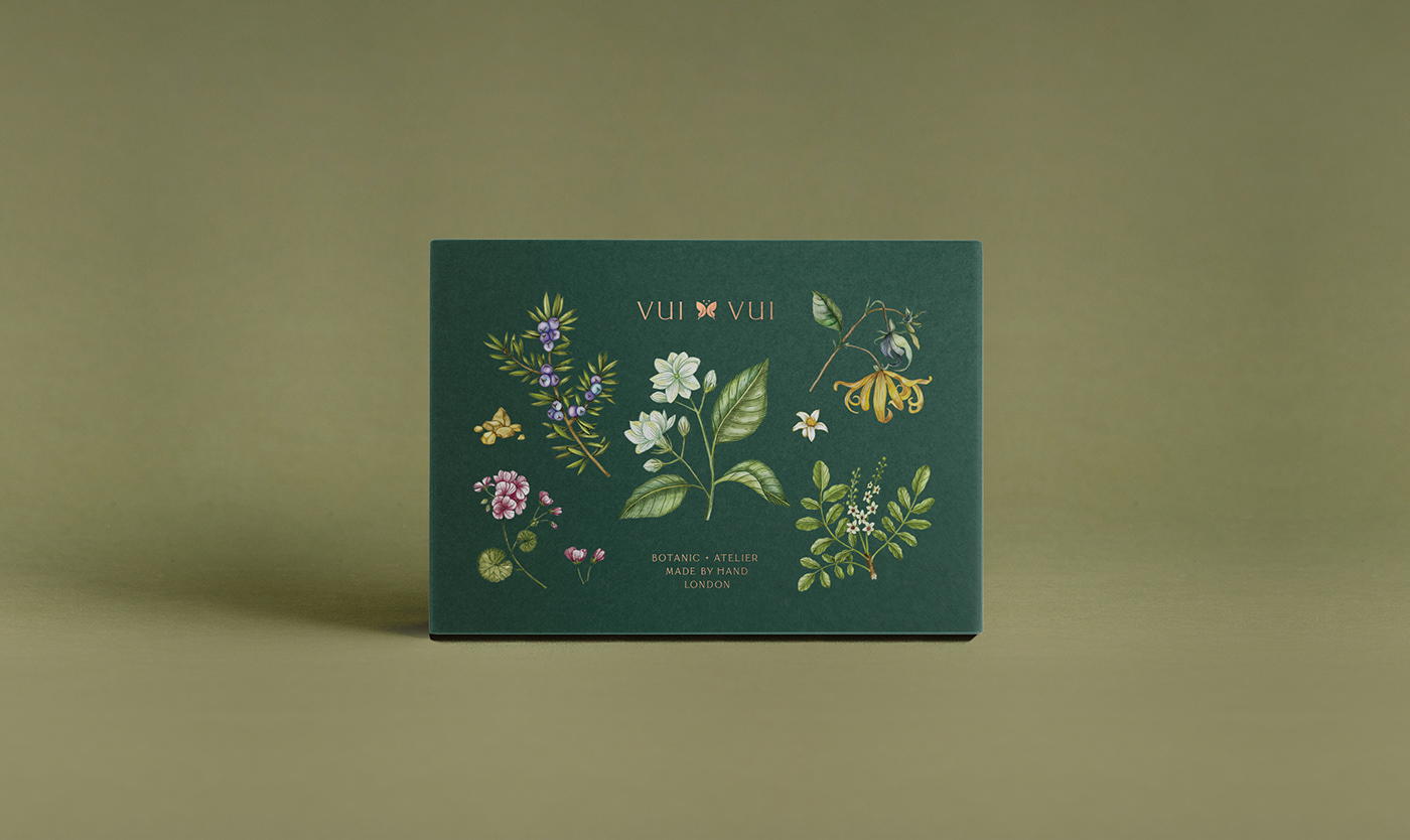 能讓人想起傳統(tǒng)的植物學(xué)書(shū)籍的護(hù)膚品包裝設(shè)計(jì)(圖3) 能讓人想起傳統(tǒng)的植物學(xué)書(shū)籍的護(hù)膚品包裝設(shè)計(jì)(圖3)