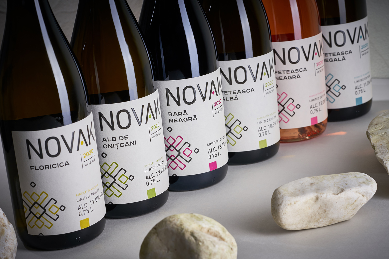 葡萄酒品牌視覺(jué)包裝設(shè)計(jì)(圖10)