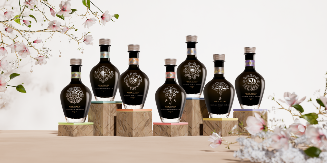 皇家禮炮鉑金禧版威士忌包裝設(shè)計(jì)欣賞(圖1)