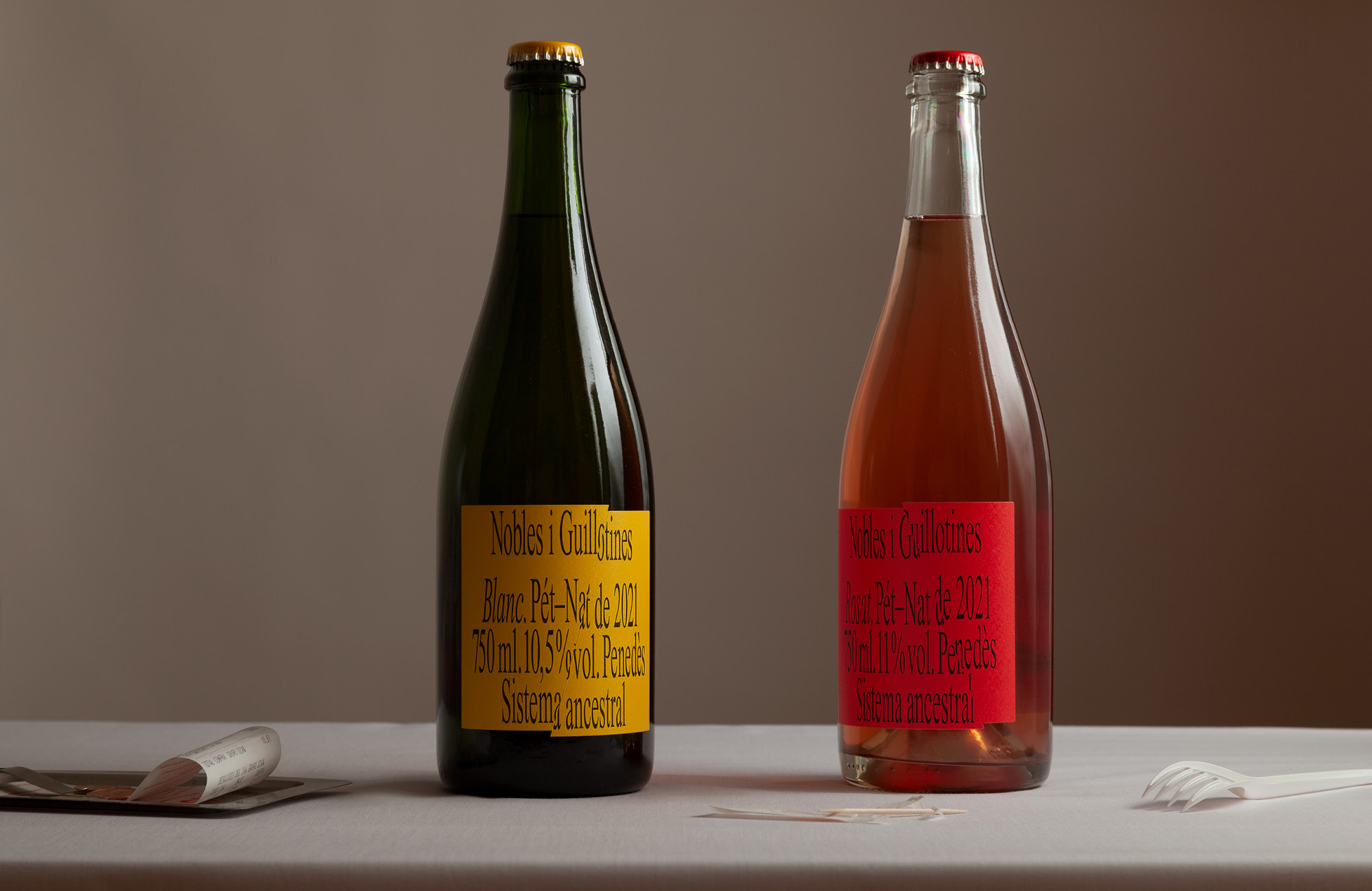 簡潔清爽的葡萄酒視覺包裝設計(圖1) 簡潔清爽的葡萄酒視覺包裝設計(圖1)