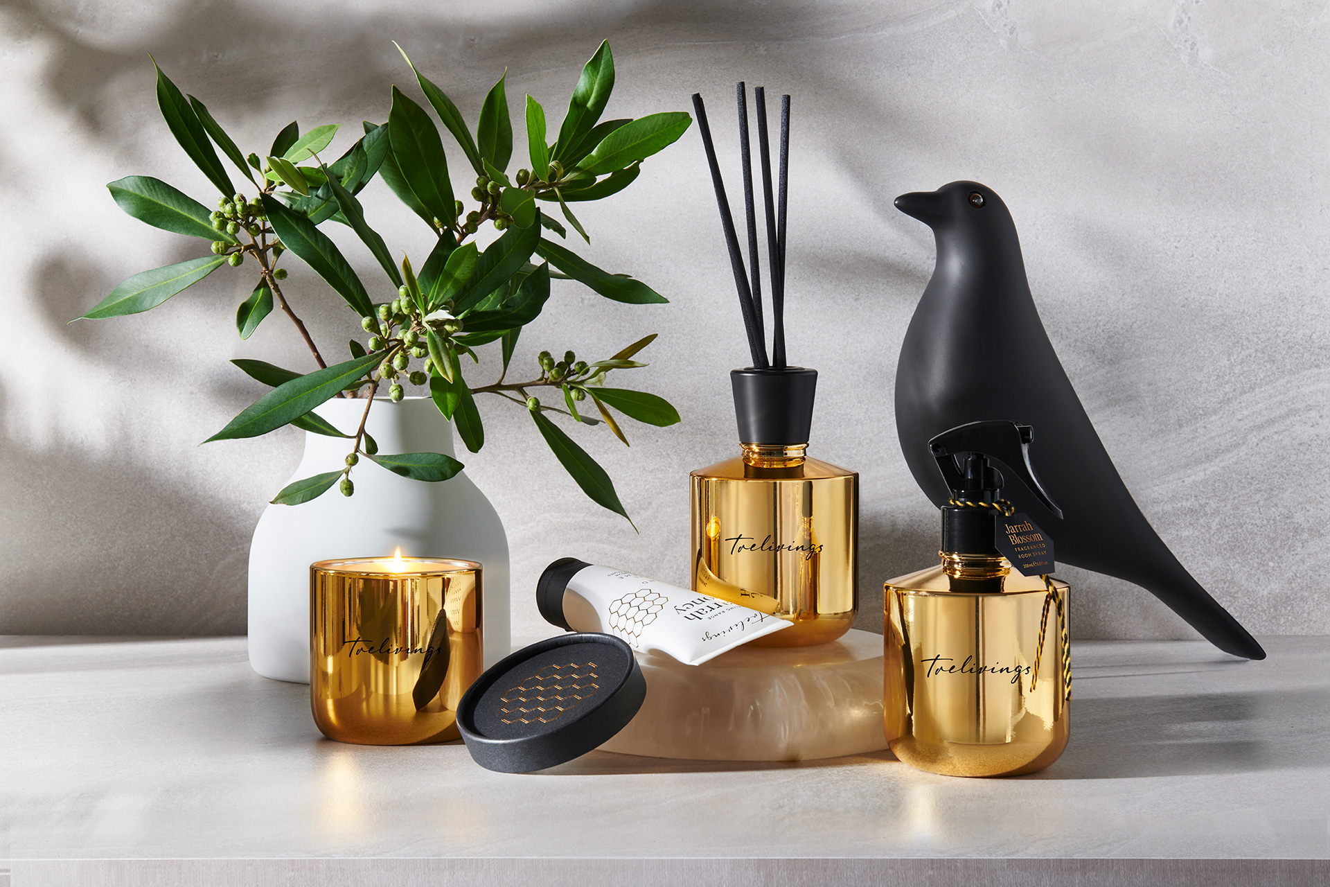 Jarrah Honey個(gè)人護(hù)理產(chǎn)品包裝設(shè)計(jì)這樣做(圖5) Jarrah Honey個(gè)人護(hù)理產(chǎn)品包裝設(shè)計(jì)這樣做(圖5)