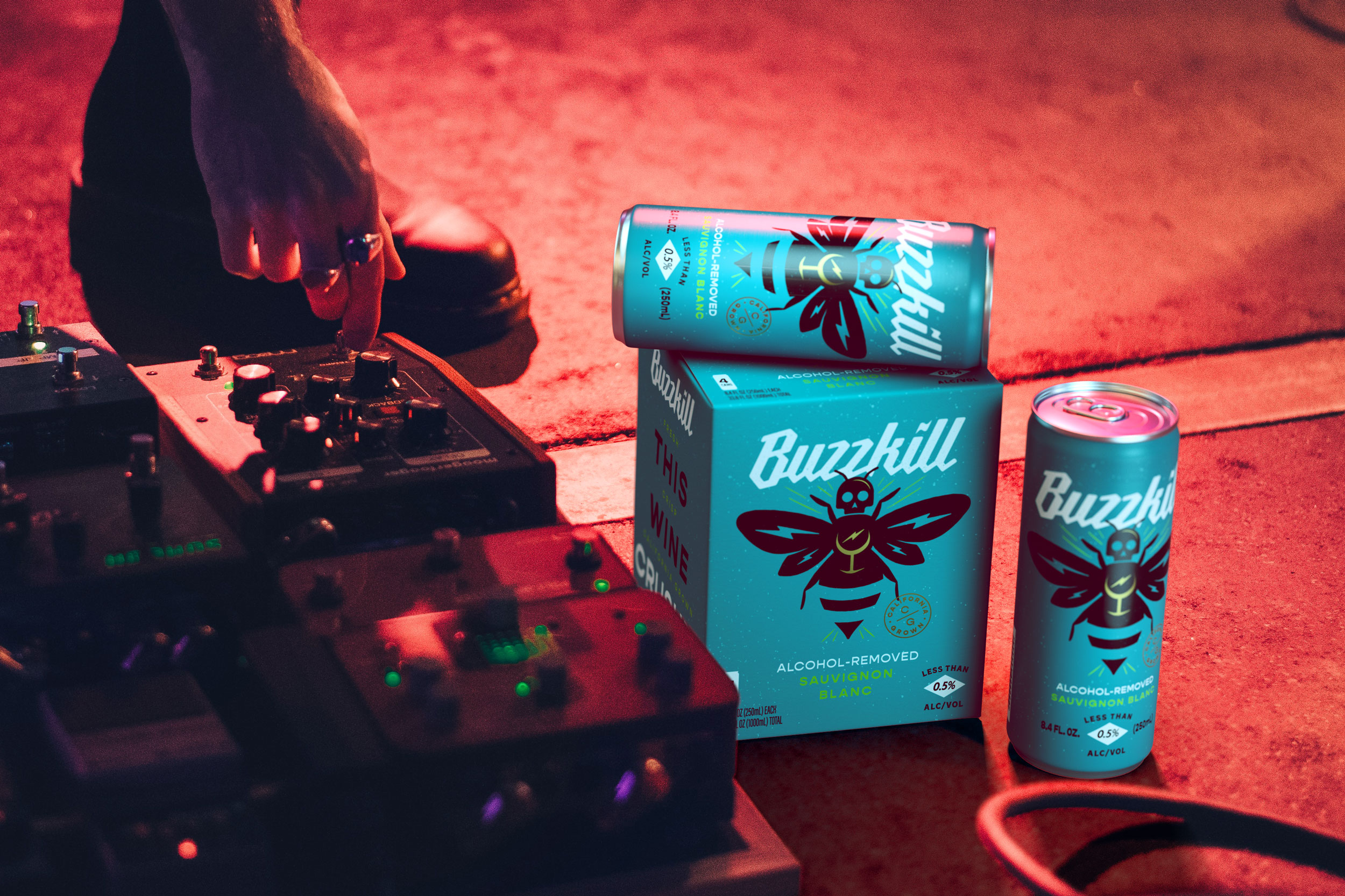BUZZKILL葡萄酒品牌包裝設(shè)計(jì)(圖2)