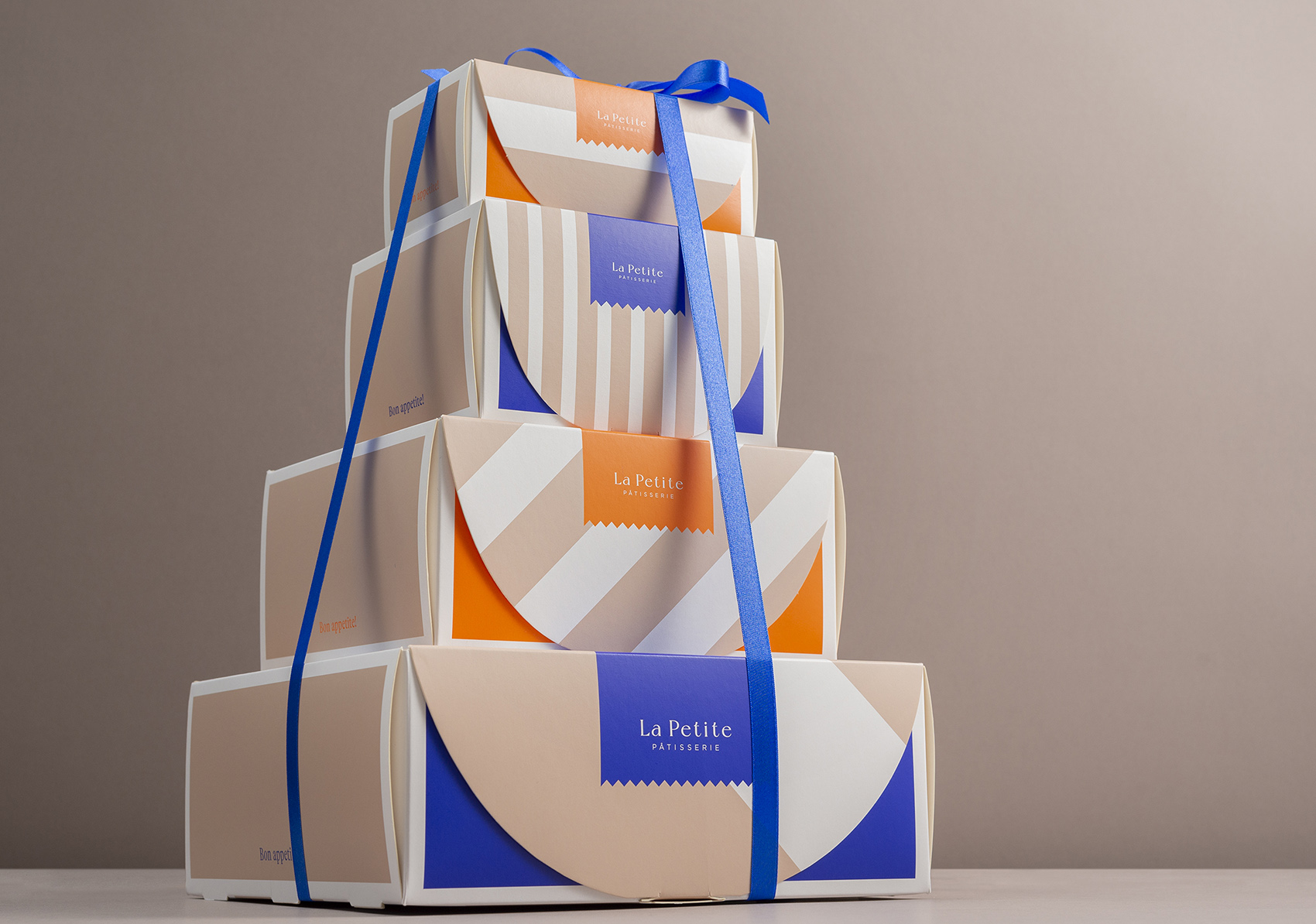 法式面包店品牌標識和包裝設計參考(圖6) 法式面包店品牌標識和包裝設計參考(圖6)