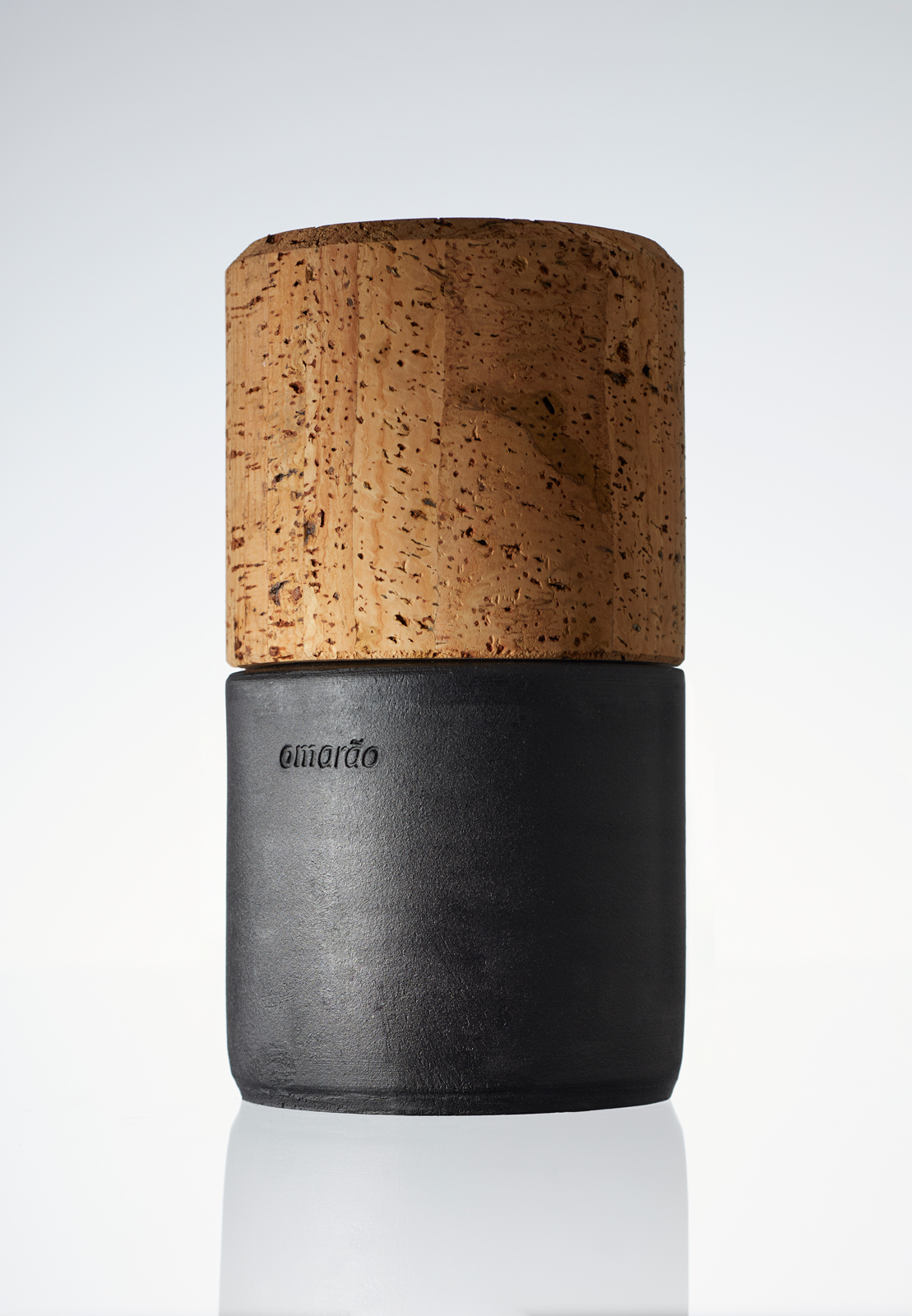 葡萄牙Omar?o橄欖油獨特的包裝設(shè)計(圖3)