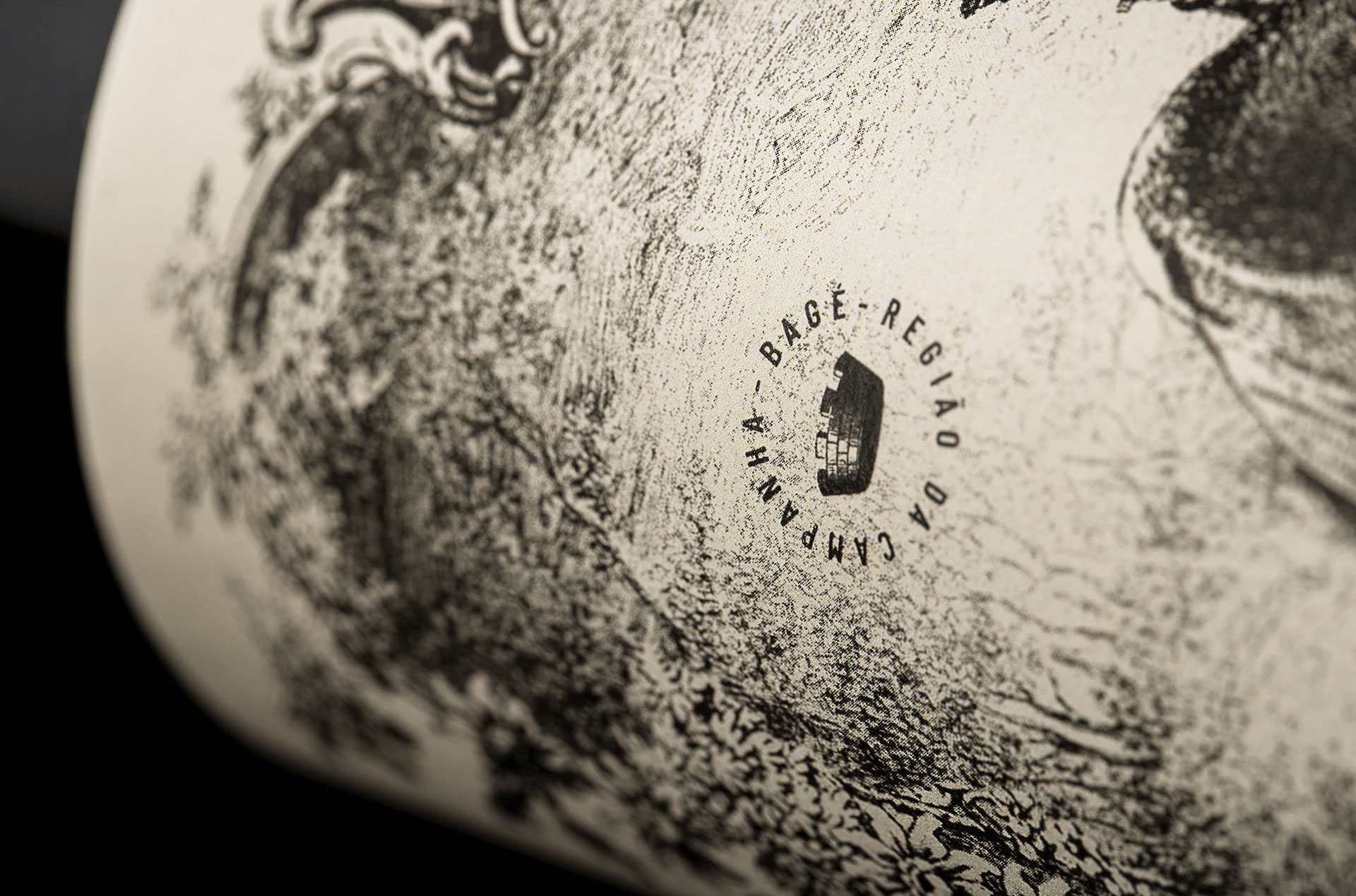 充滿象征意義的葡萄酒包裝設計(圖6)