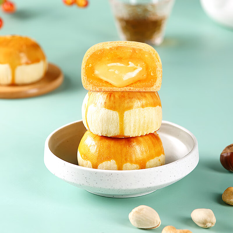 鮮品屋 鮮品花月 蘇式月餅 8餅4味 520g包裝禮盒產(chǎn)品包裝創(chuàng)意設(shè)計(jì)欣賞(圖3)