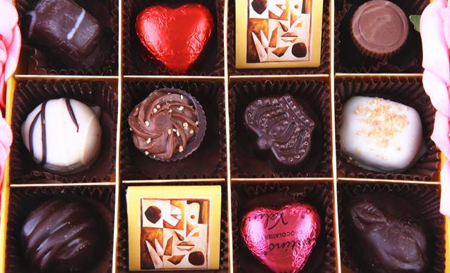 Valentino凡情蒂諾品牌logo與食品包裝設(shè)計(jì)欣賞(圖4)