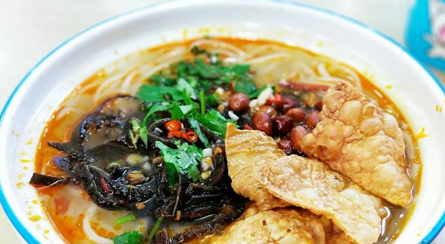 藍小拐螺螄粉品牌logo與食品包裝設(shè)計欣賞(圖3)