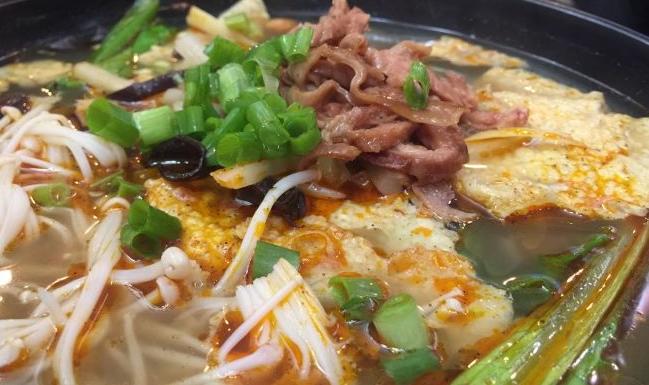 柒記螺螄粉 柒記品牌logo與食品包裝設(shè)計欣賞(圖4)