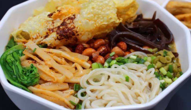 臻歡螺螺螄粉品牌logo與食品包裝設(shè)計欣賞(圖2)